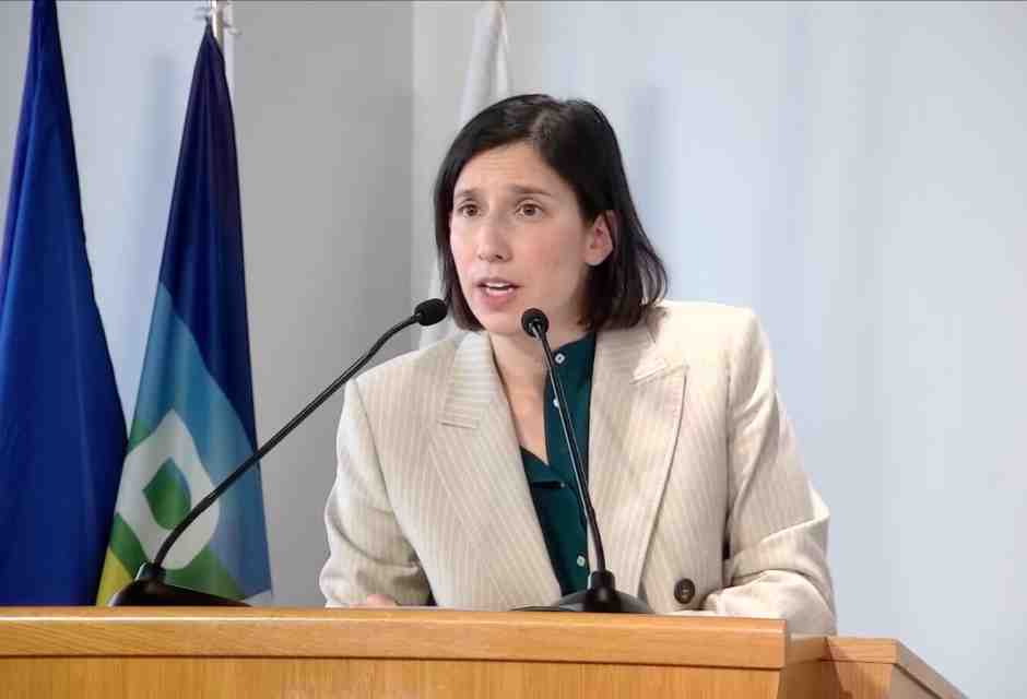 Schlein alla Direzione nazionale Pd alla prova dei riformisti: "Rispetto per le minoranze, la linea è una"