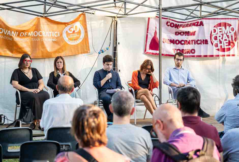 “Meglio maiale che sionista”. E queste sarebbero le nuove leve del Pd? Ci scrive Fiano