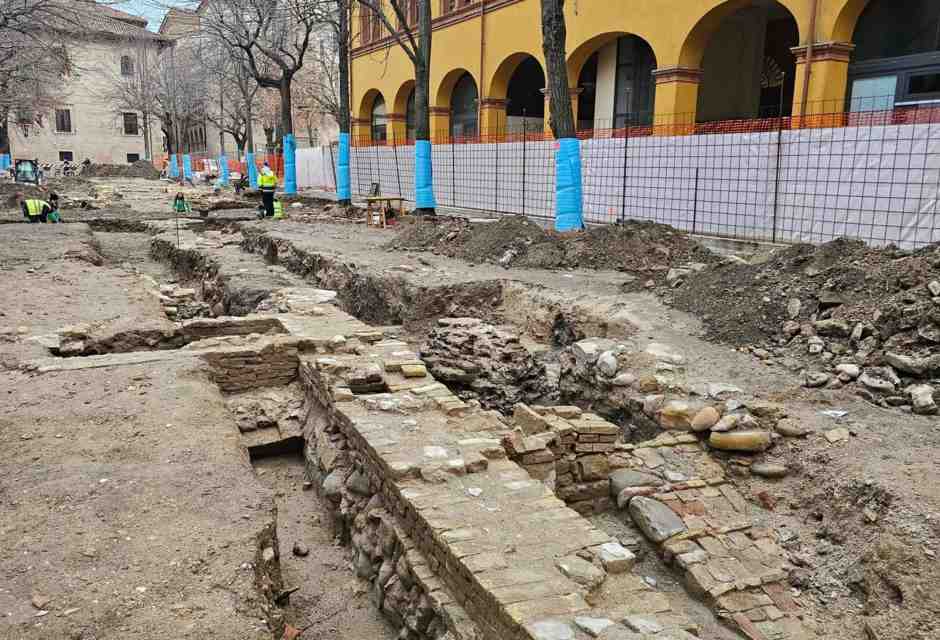 Dal Vitruvio trovato a Fano all’arco di trionfo trumpiano. L’insostenibile fascino del classico