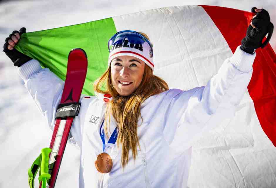 Bronzo per Sofia Goggia nella discesa libera. Vince Breezy Johnson