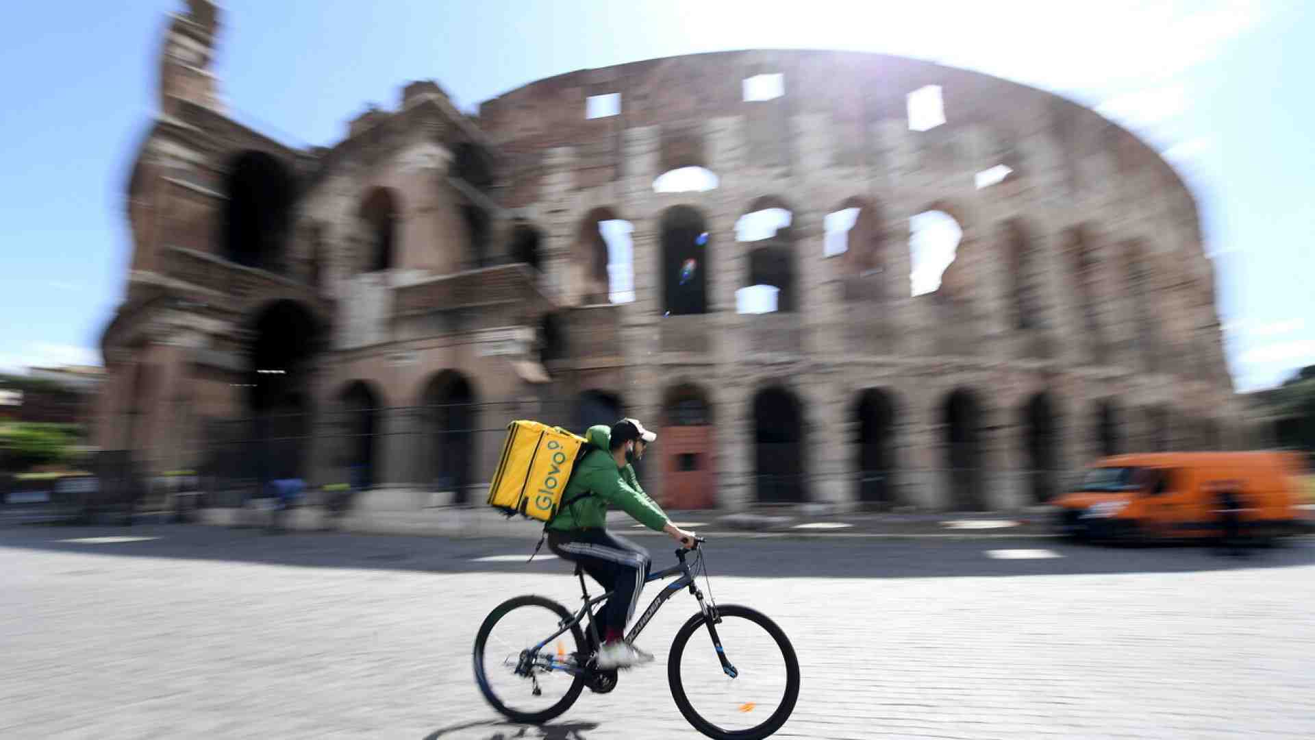 Glovo sotto controllo giudiziario. La procura di Milano esonda sui rider