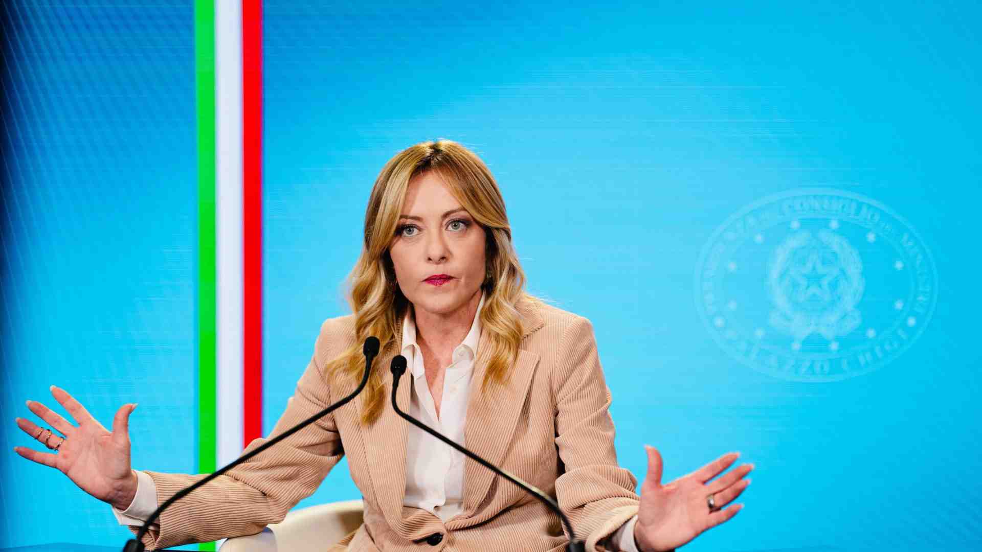 Meloni pensa a un pacchetto energia “europeo”