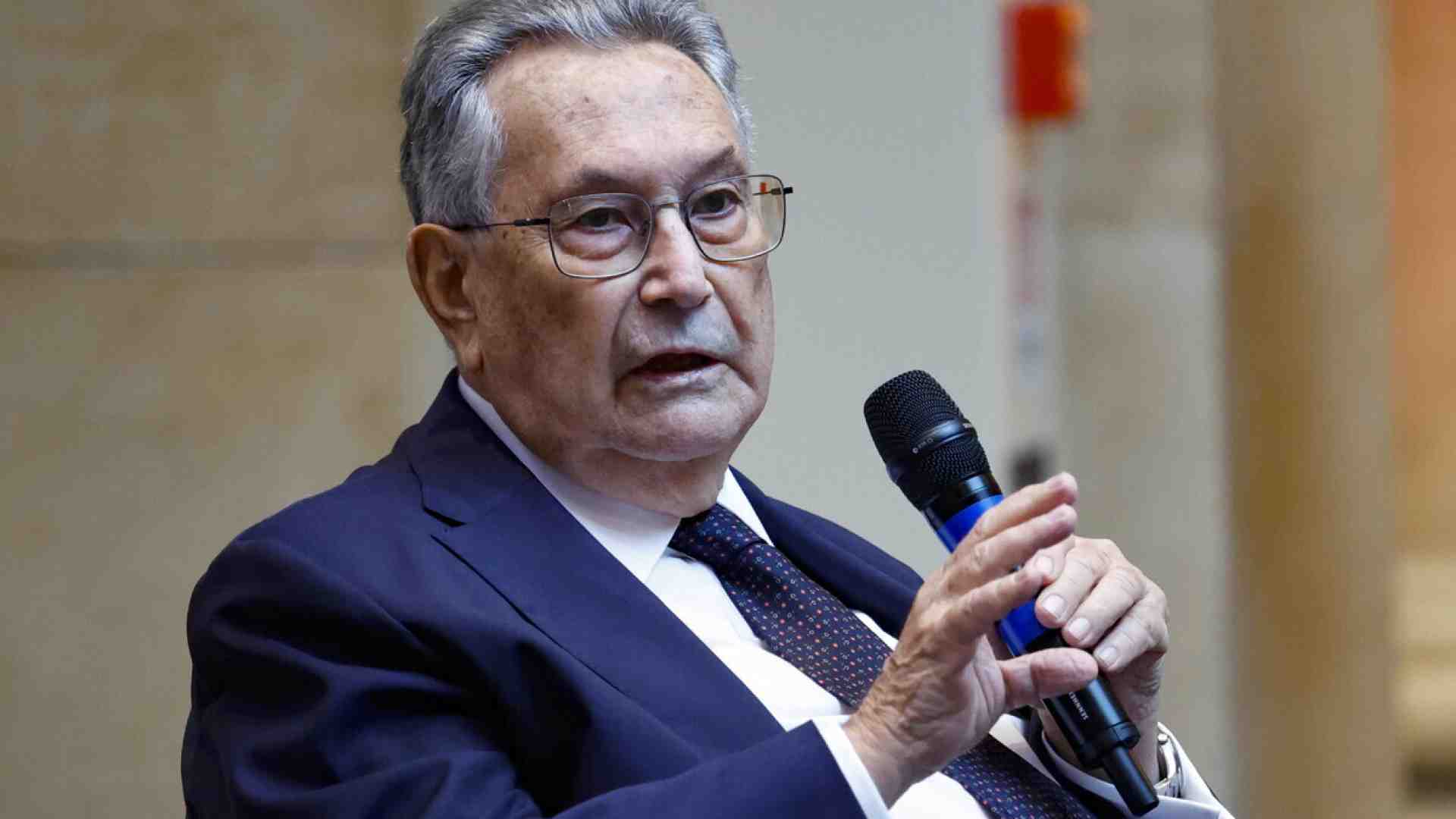 Conte, Travaglio e Coppi. Lo strano terzetto per il No si riunisce in Campidoglio