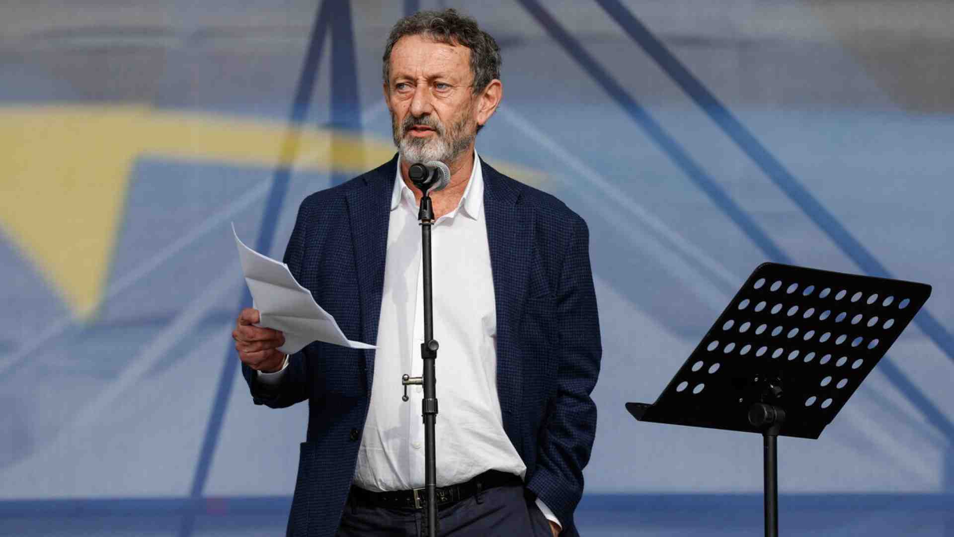 Solidarietà a Michele Serra