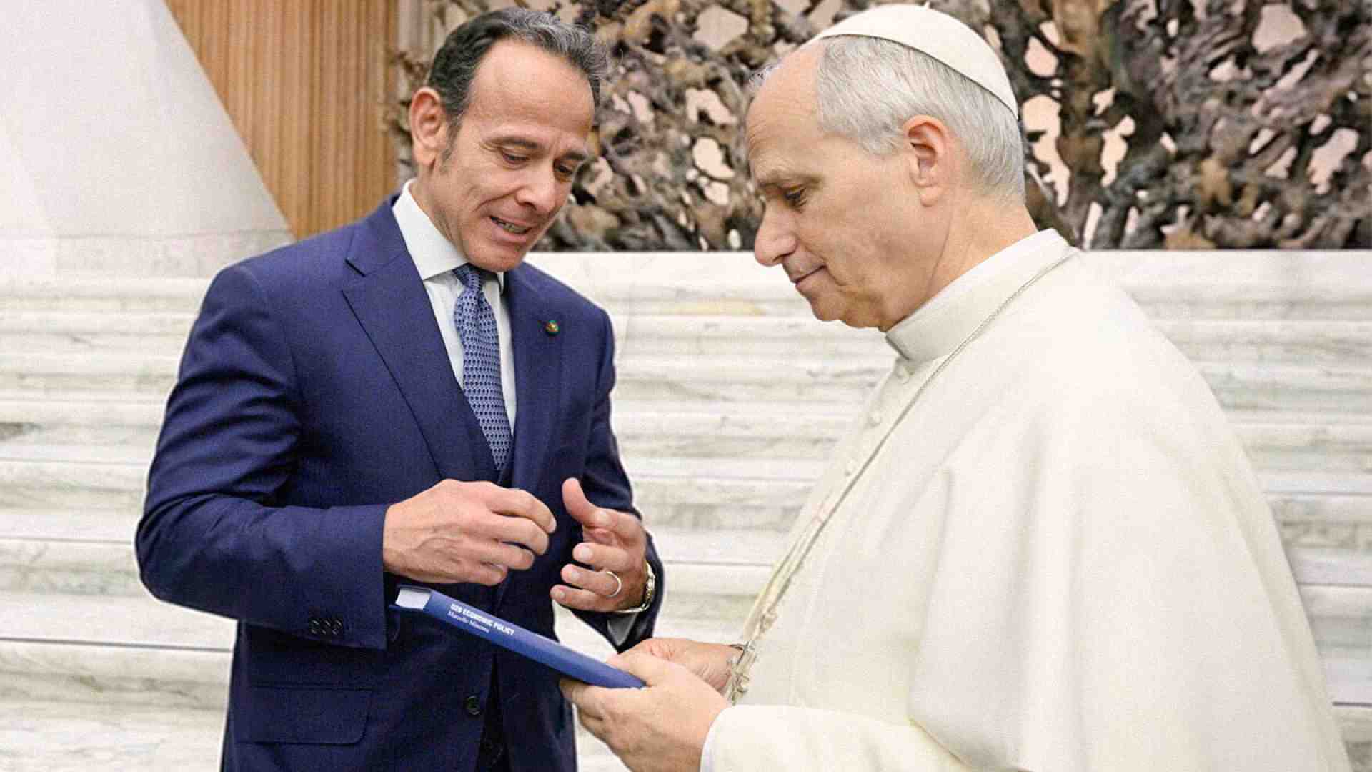 Cosa non torna nella versione di Minenna sui fotoritocchi con l’IA