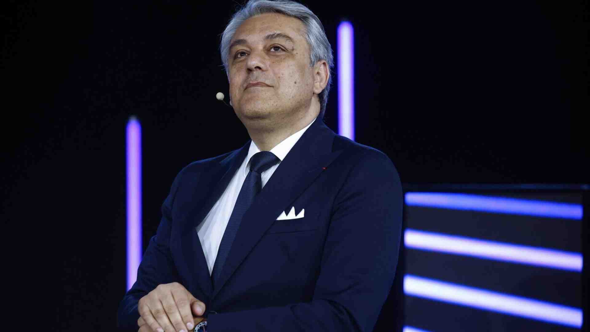 Primi effetti della cura De Meo, Kering migliora e sceglie Publicis