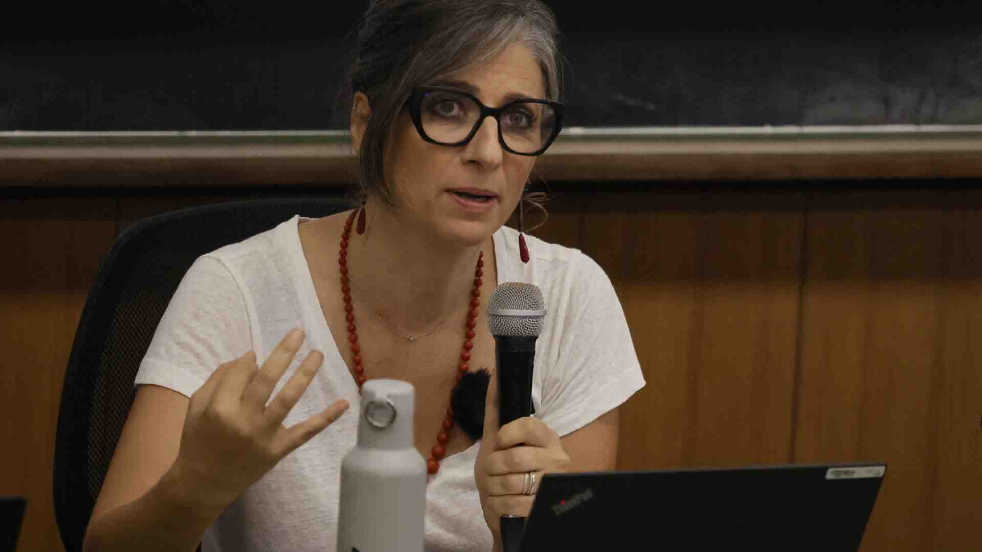 La Francia non lascia passare le dichiarazioni di Francesca Albanese e ne chiede le dimissioni dall'Onu
