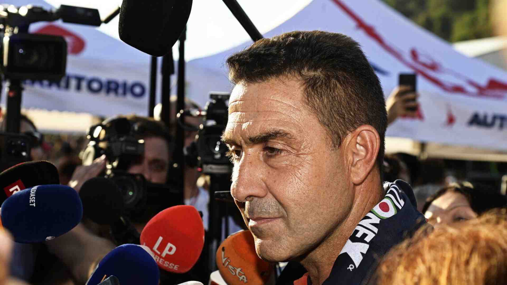 Il prof. Vannacci: vota la fiducia a Meloni, ma poi deve spiegare alla sua base le "regole parlamentari"