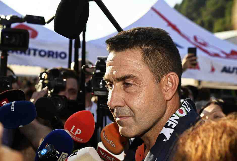 Il prof. Vannacci: vota la fiducia a Meloni, ma poi deve spiegare alla sua base le "regole parlamentari"