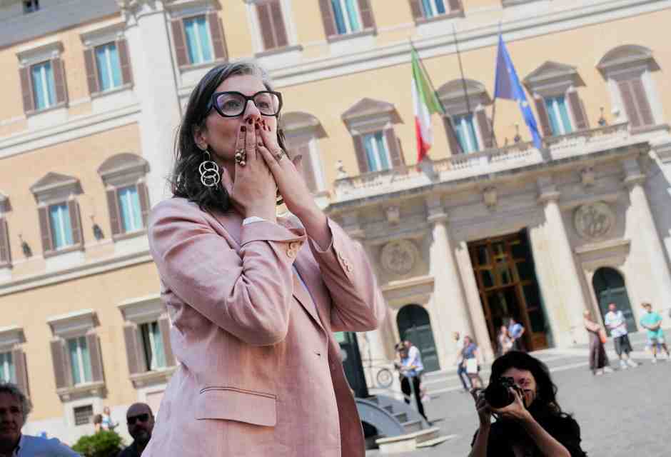 Anche la Germania contro Francesca Albanese: "Dichiarazioni inappropriate"