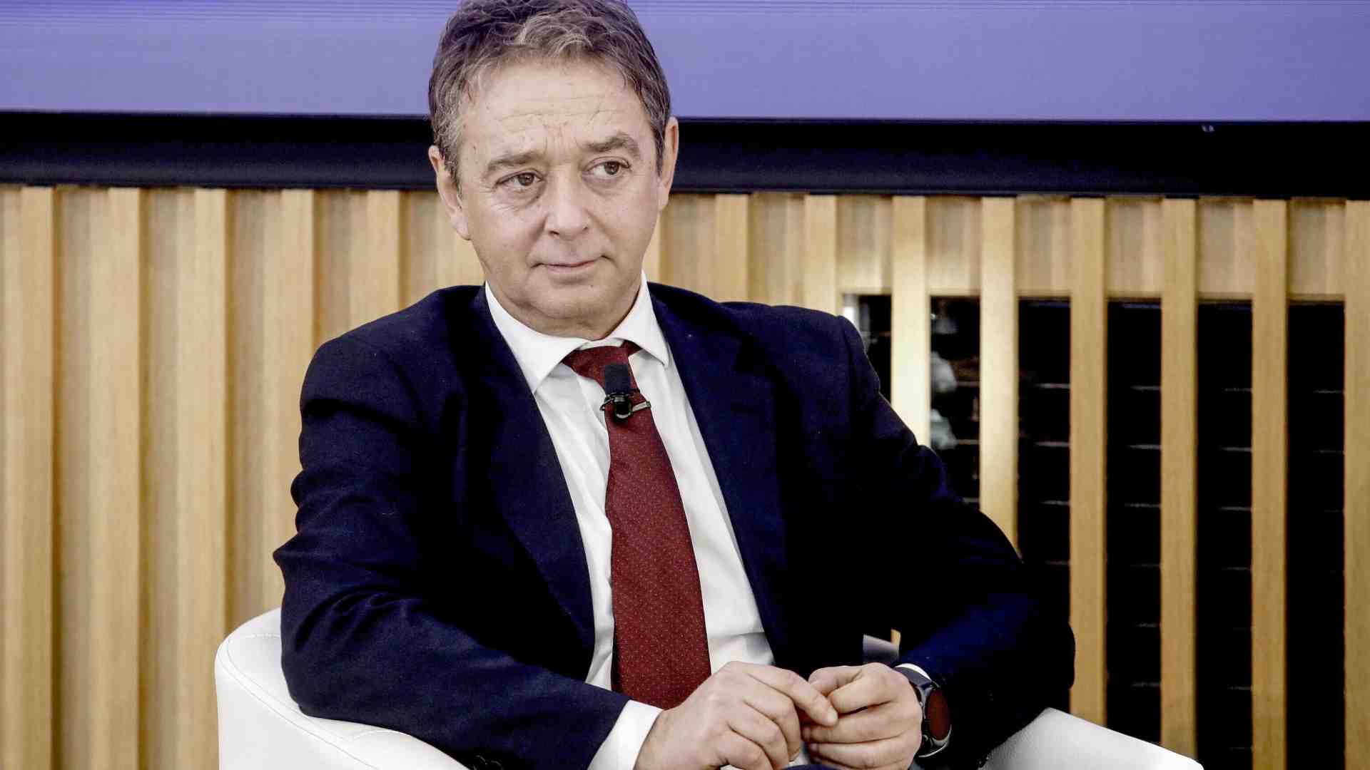 Cosa serve all’Italia per avere meno auto dazi. Parla Fontana (Confindustria)