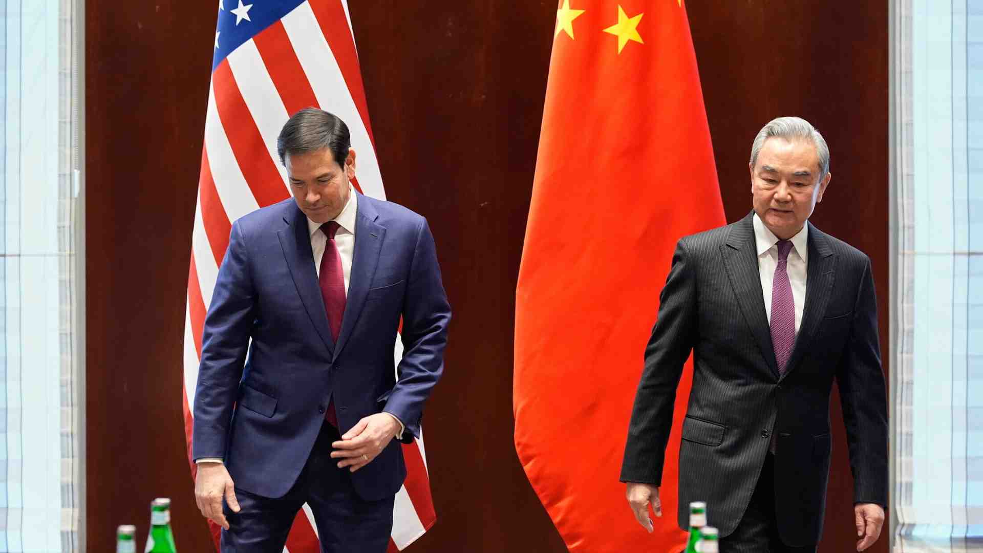 La stretta di mano fra Wang e Rubio a Monaco mentre la Cia cerca informatori a Pechino