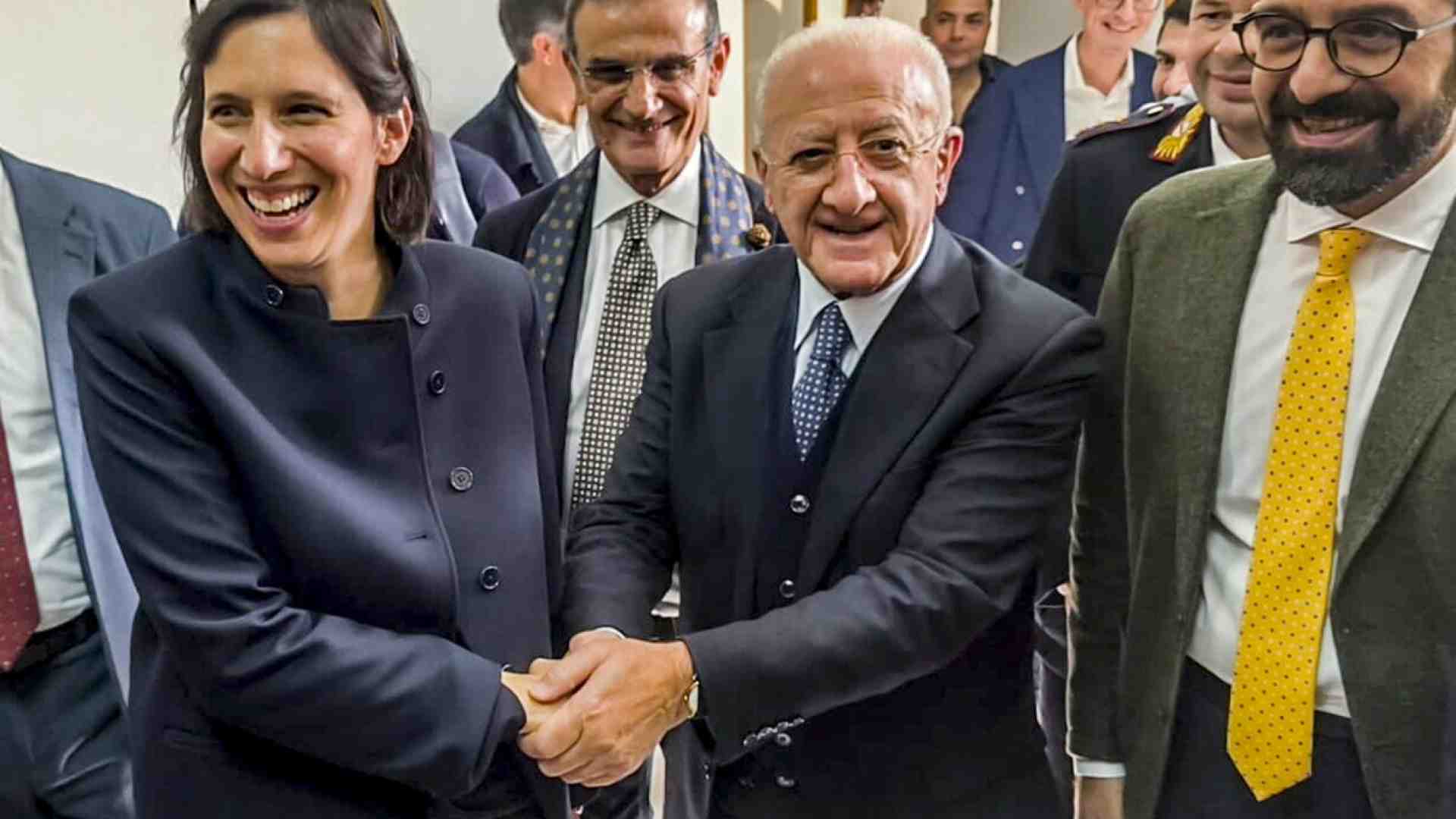 Altro che "modello", in Campania il campo largo rischia già di spaccarsi su De Luca a Salerno