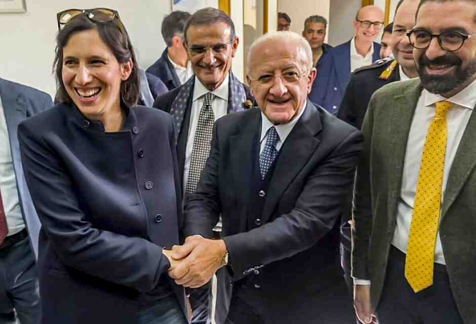 Altro che "modello", in Campania il campo largo rischia già di spaccarsi su De Luca a Salerno