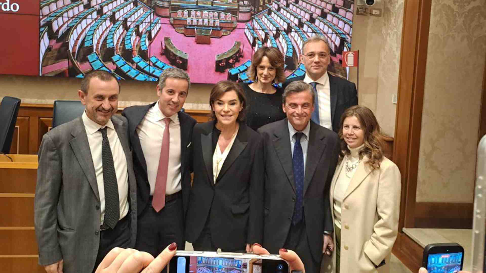 La sinistra radicale di Schlein e le ambiguità in Europa: Elisabetta Gualmini spiega i motivi dell'addio al Pd