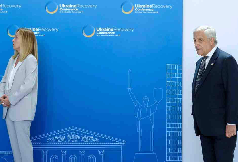 Board of Meloni. Tajani pronto a volare in America, la Germania diserta. L'opposizione unita usa le parole di Marina B. contro Trump