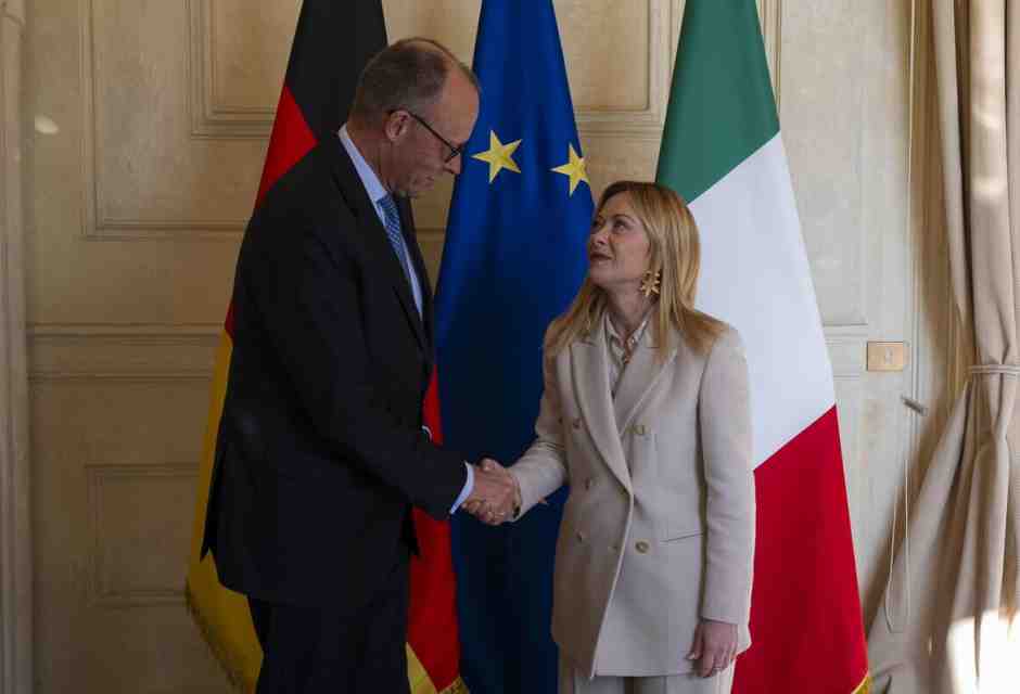 Meloni, ascolta Merz (e prendi appunti). Cosa insegna il discorso di Monaco sul coraggio europeo