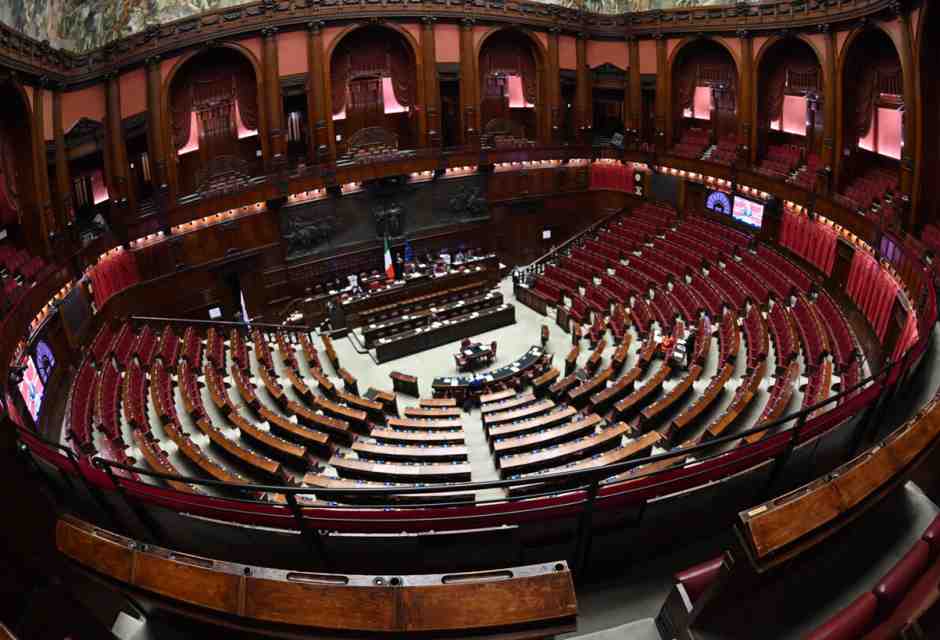 I pericoli della proposta di legge del Pd sull'ipnosi clinica