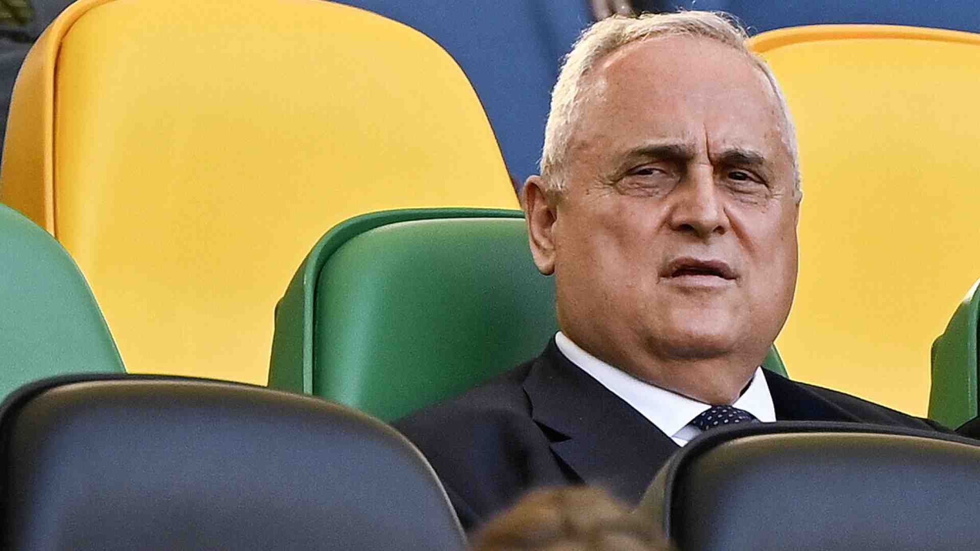 Il nuovo stadio, le firme contro Lotito, i tifosi in sciopero: la Lazio nel ciclone