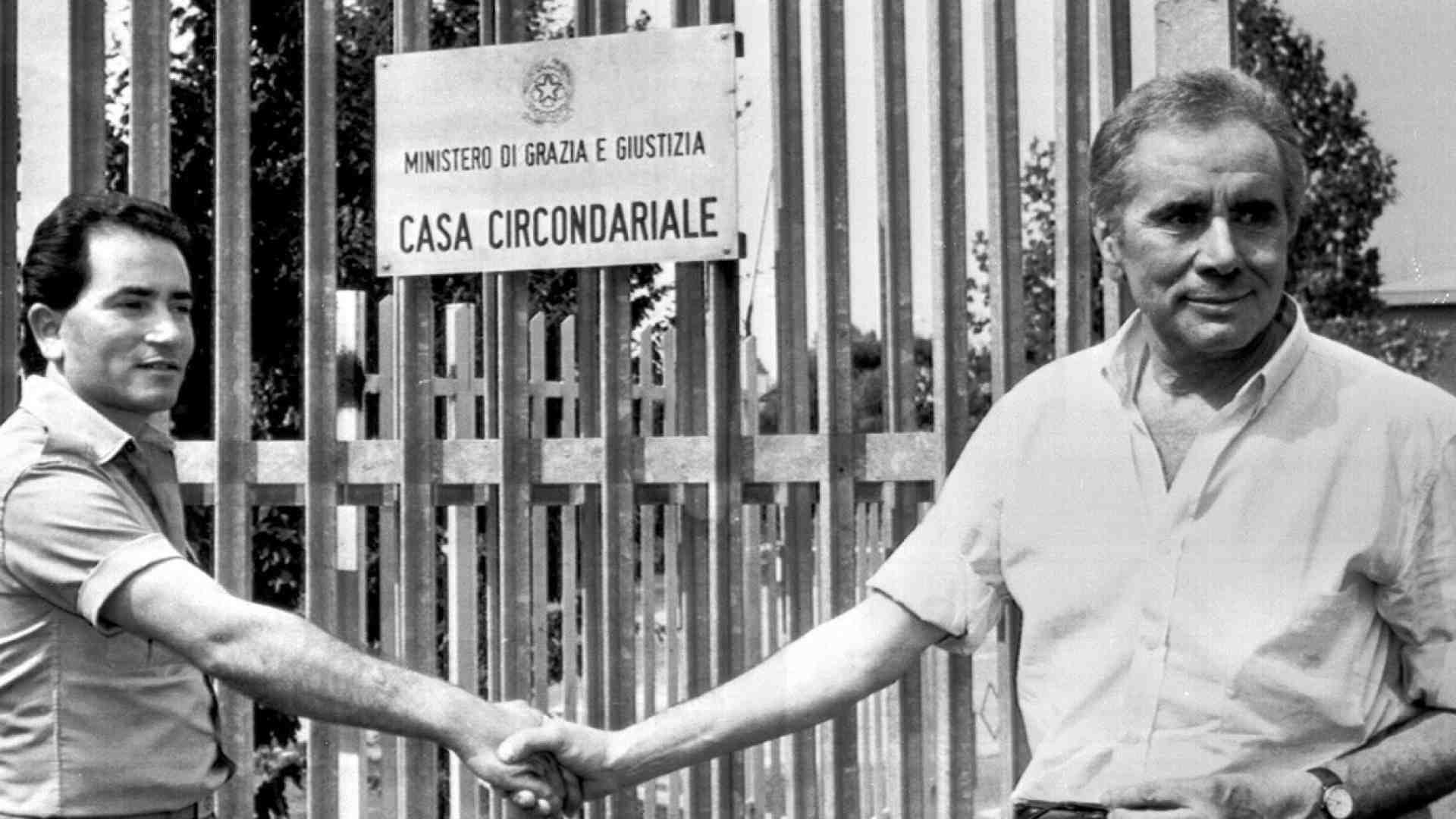 Siamo rimasti agli anni del caso Tortora