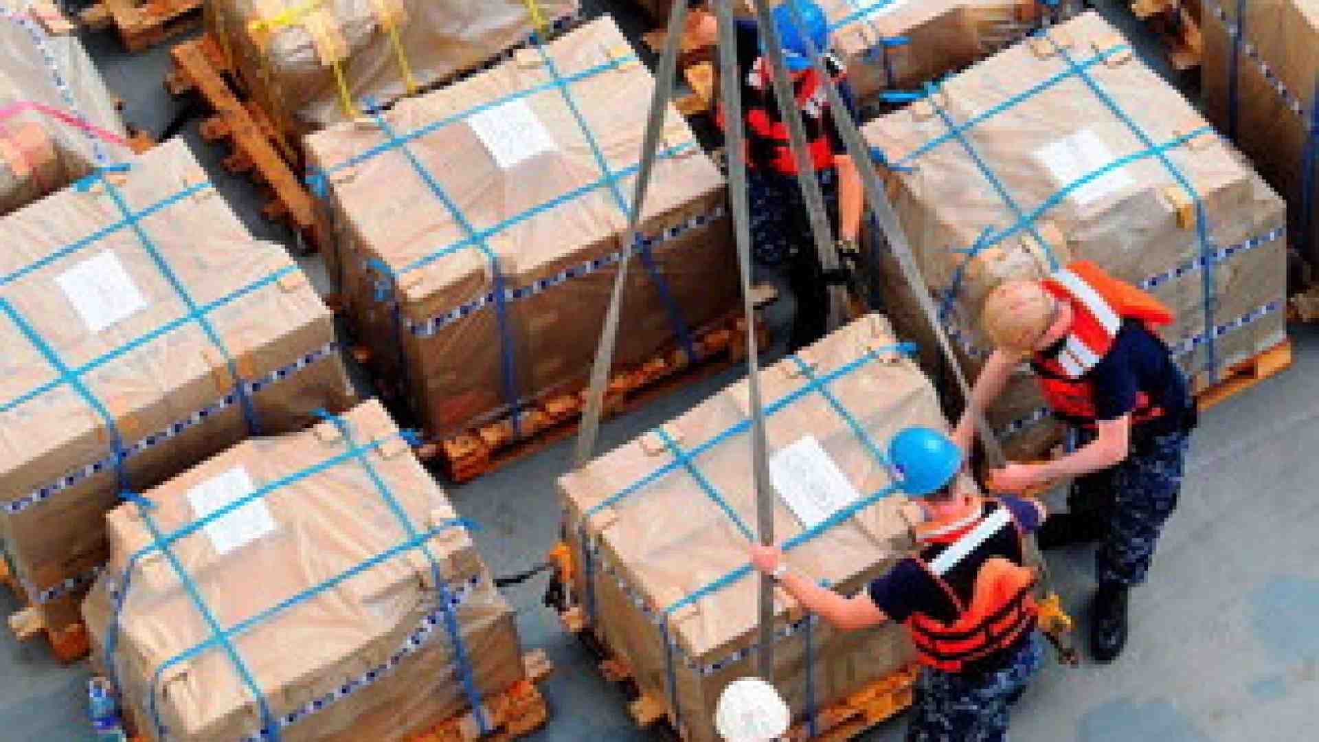 Il contributo italiano più il dazio Ue sulle spedizioni sotto i 150 euro. La somma mette a rischio l'Unione doganale