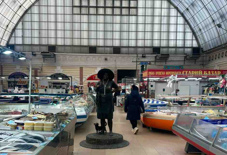 Il fronte più sottovalutato della guerra in Ucraina sono le commercianti di Pryvoz