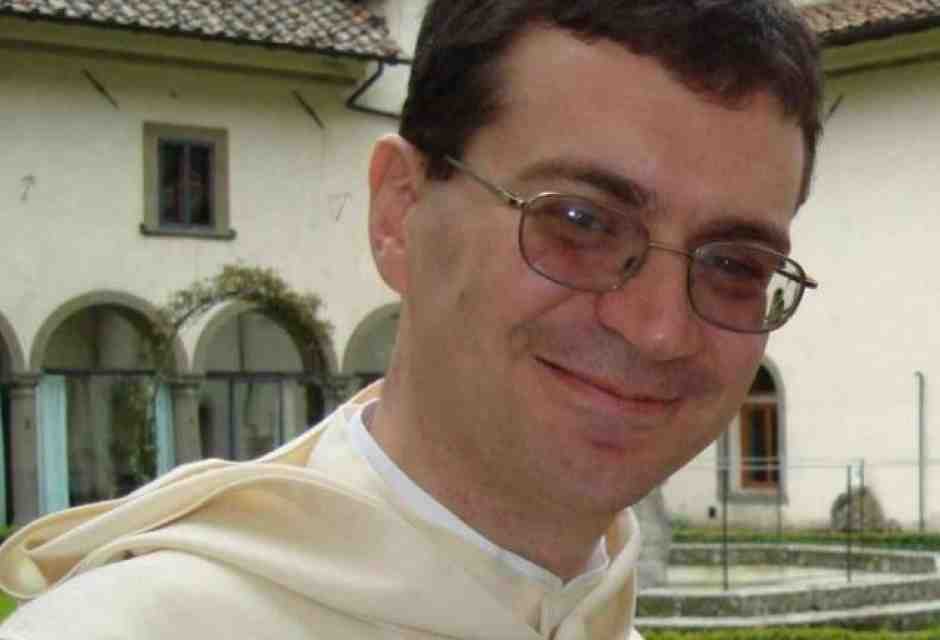 Non serve essere monaci di Camaldoli per avere bisogno di isolarsi dai social, ogni tanto