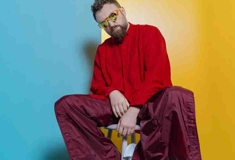 L'apocalisse analogica di Dargen D'Amico a Sanremo