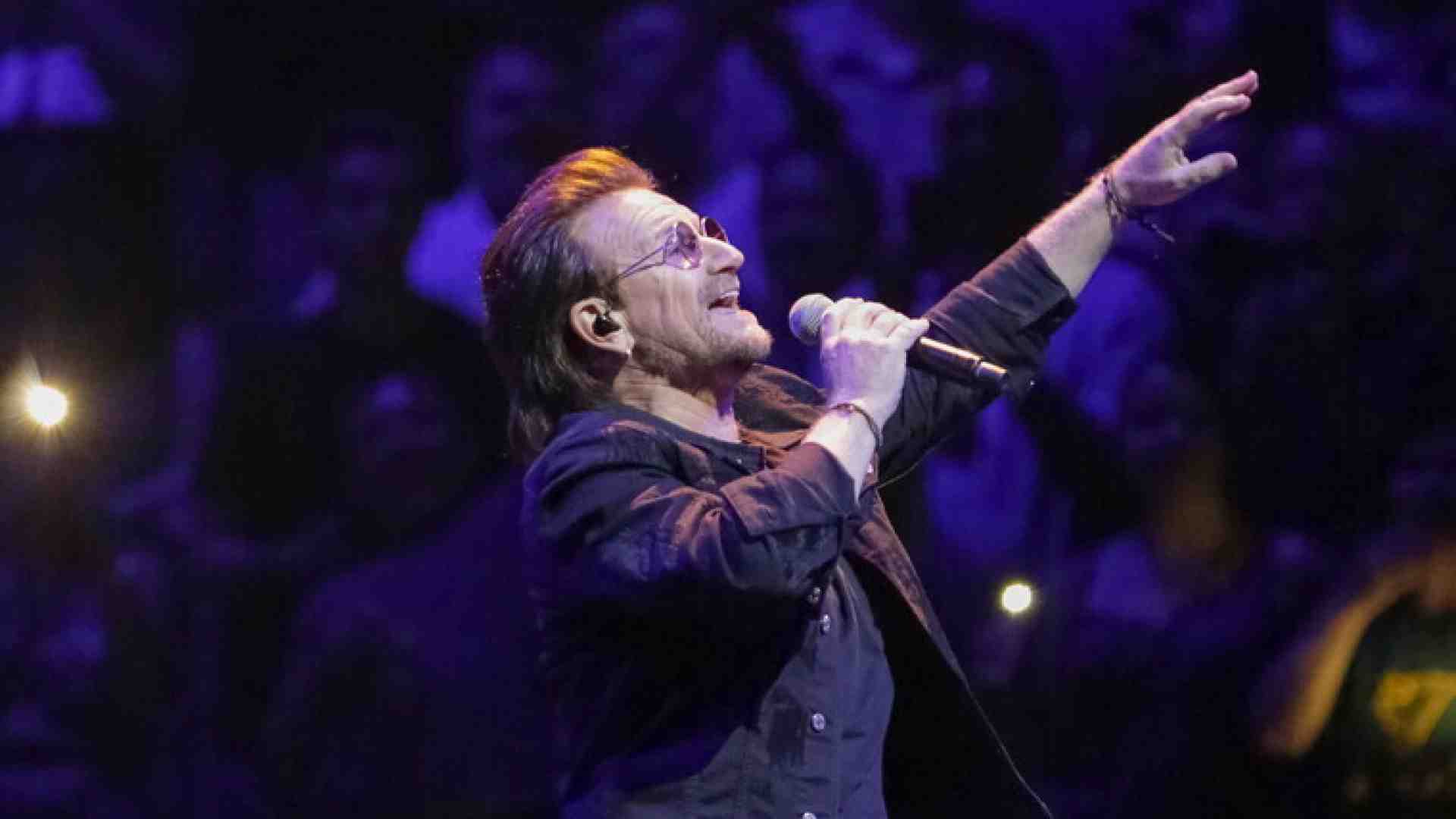 Esce “American Obituary” degli U2 e lo showbiz si accorge delle ingiustizie contemporanee