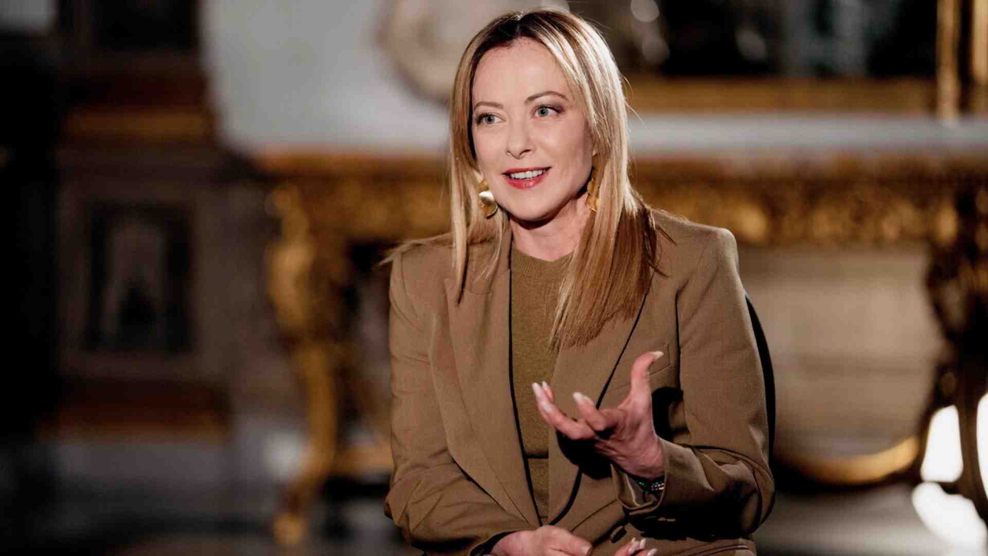 Legge elettorale e più Forze armate: Meloni vuole l’accelerata. E sui dazi seguirà l’Ue