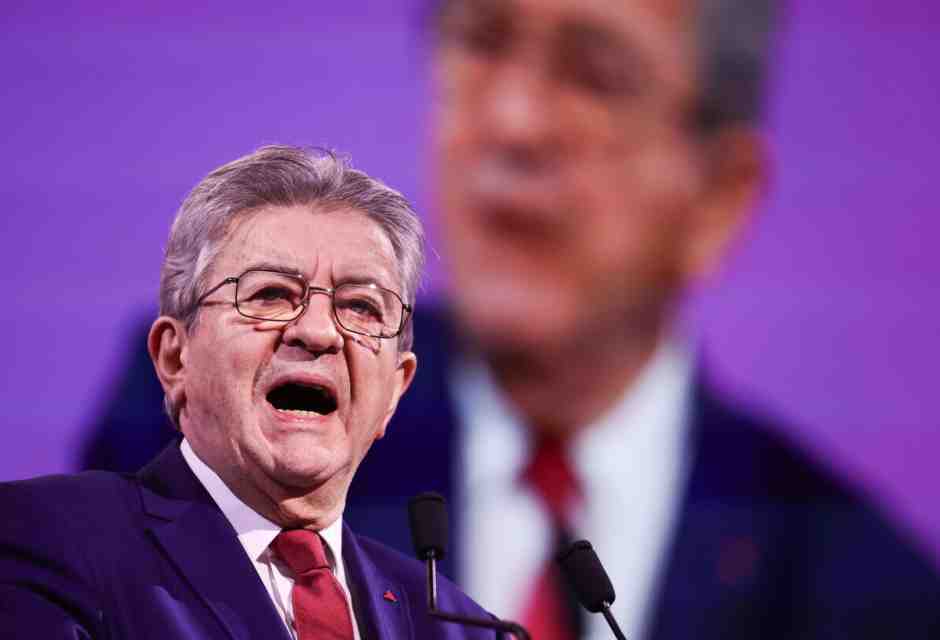 La France Insoumise nello stile Cinque Stelle