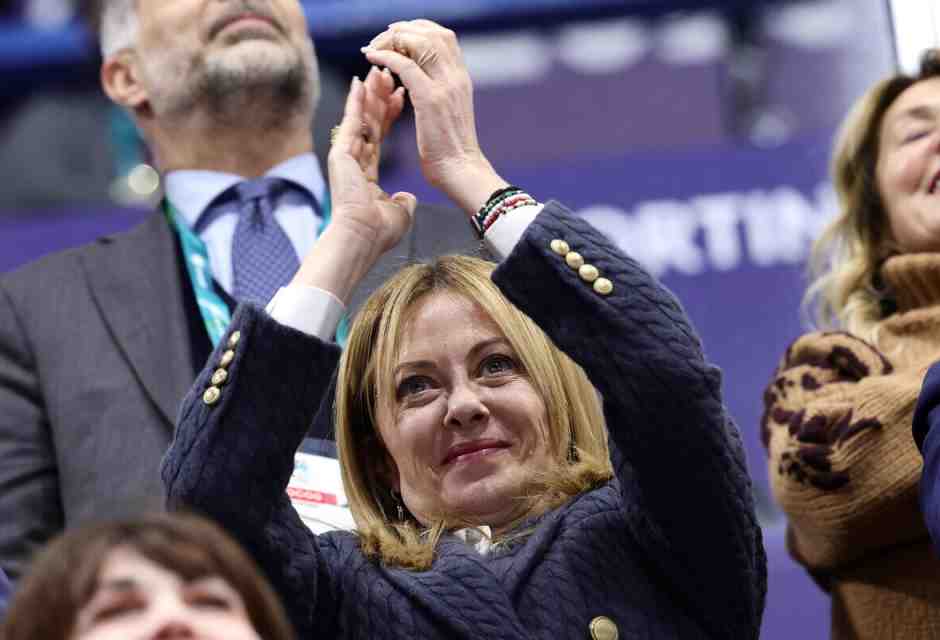 D’accordo con Merz, Meloni porta in Ue la linea del “trattiamo con Washington”. Nuovi aiuti a Kyiv