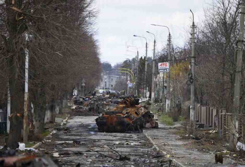 Quattro anni di guerra in Ucraina visti dall'AI