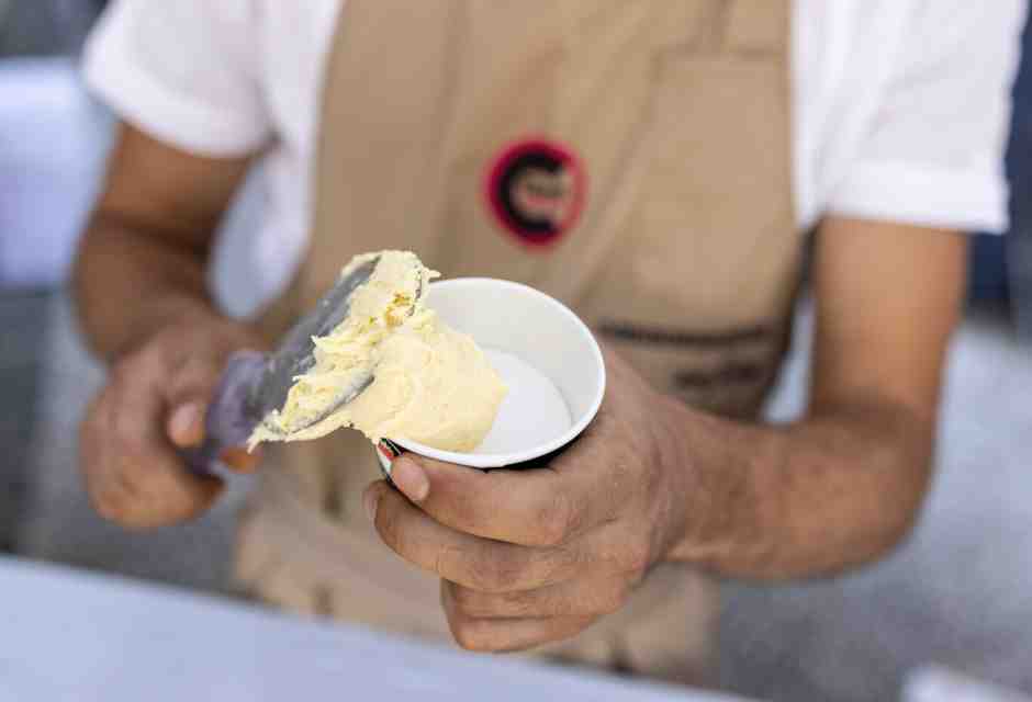 Anche Nestlé prova a liberarsi dei gelati confezionati. Tutta colpa degli hipster