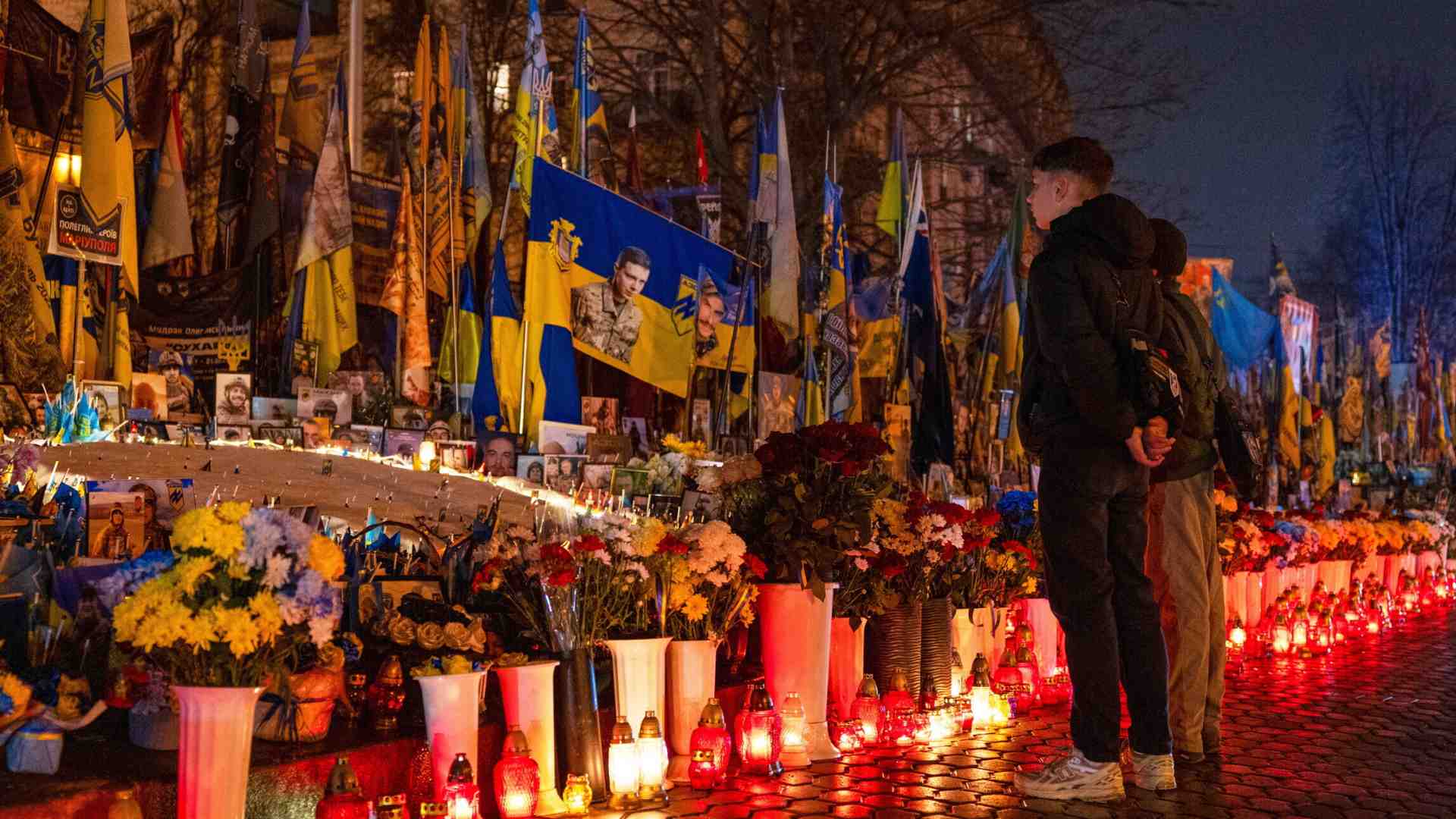 Missili e droni contro l'Ucraina e l'incontro in Svizzera con Witkoff