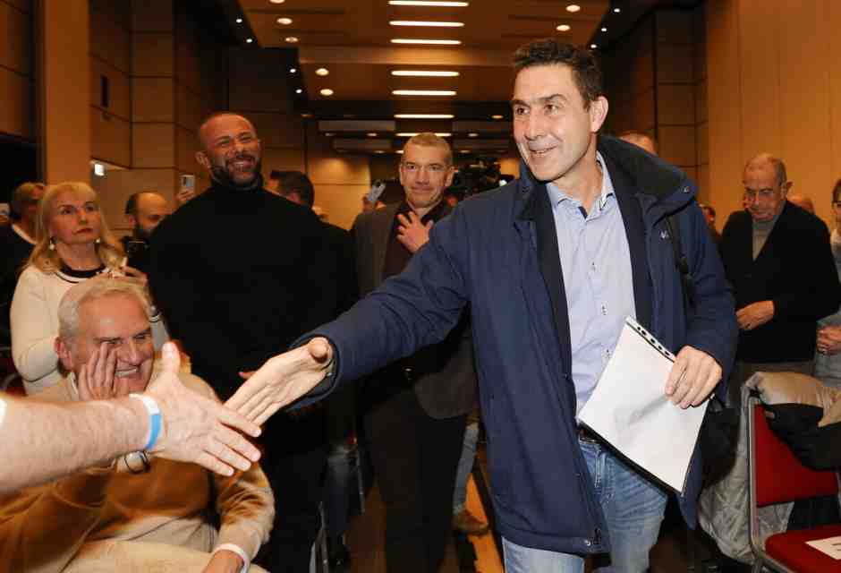 Effetto Vannacci. Meloni elettorale, l'ansia della legge. Giorgetti: “Fa male alla Lega. Rischiamo di scomparire”