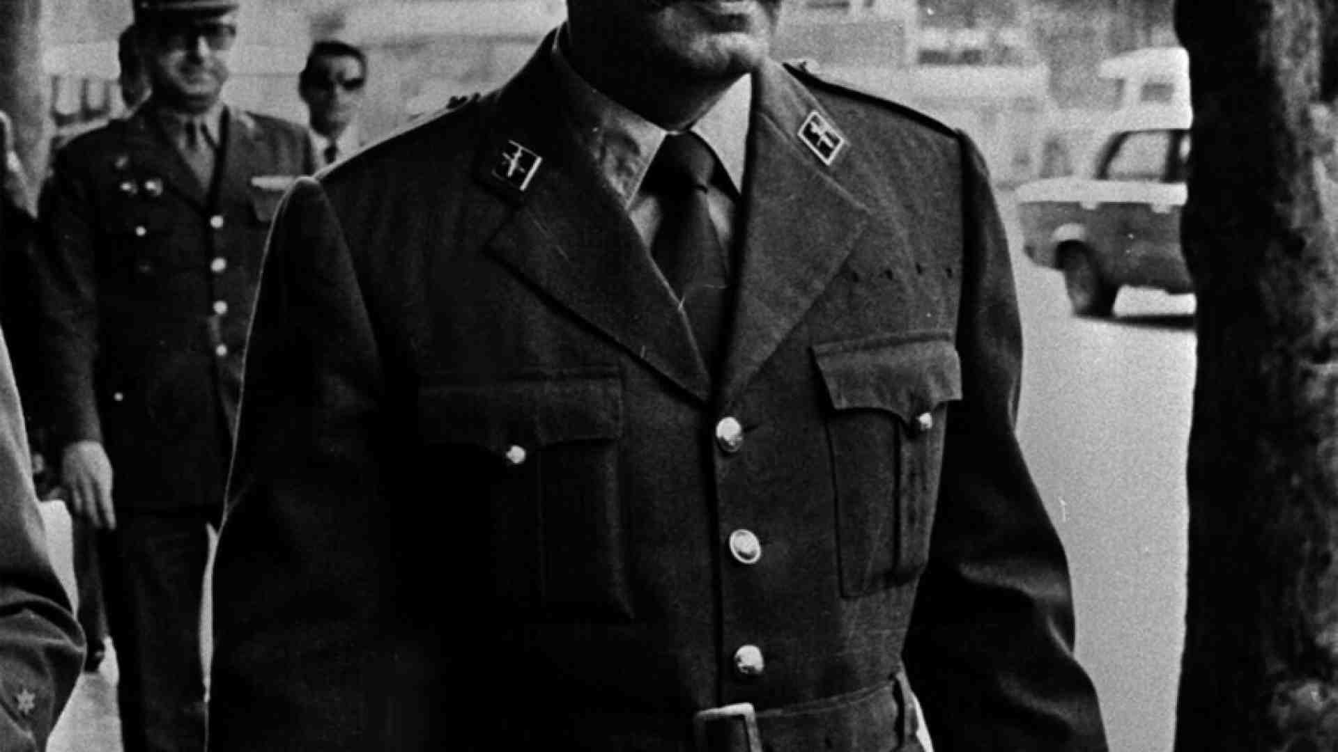 Antonio Tejero è morto e neanche i complottisti si sentono tanto bene