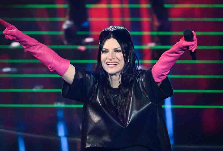 Laura di Messico e nuvole. Pausini è la regina di Sanremo 2026