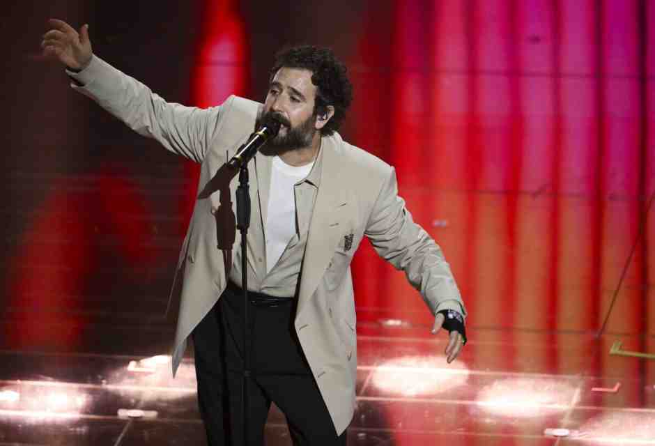 Più neo papà che patriarca. Il ritorno del padre a Sanremo