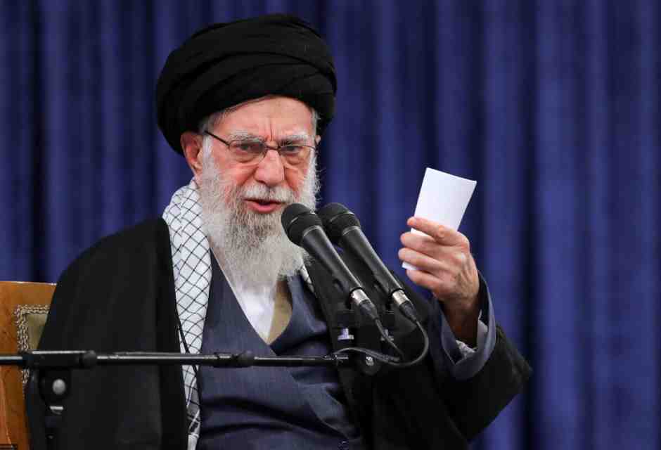 Trump dice che l'ayatollah Ali Khamenei è morto