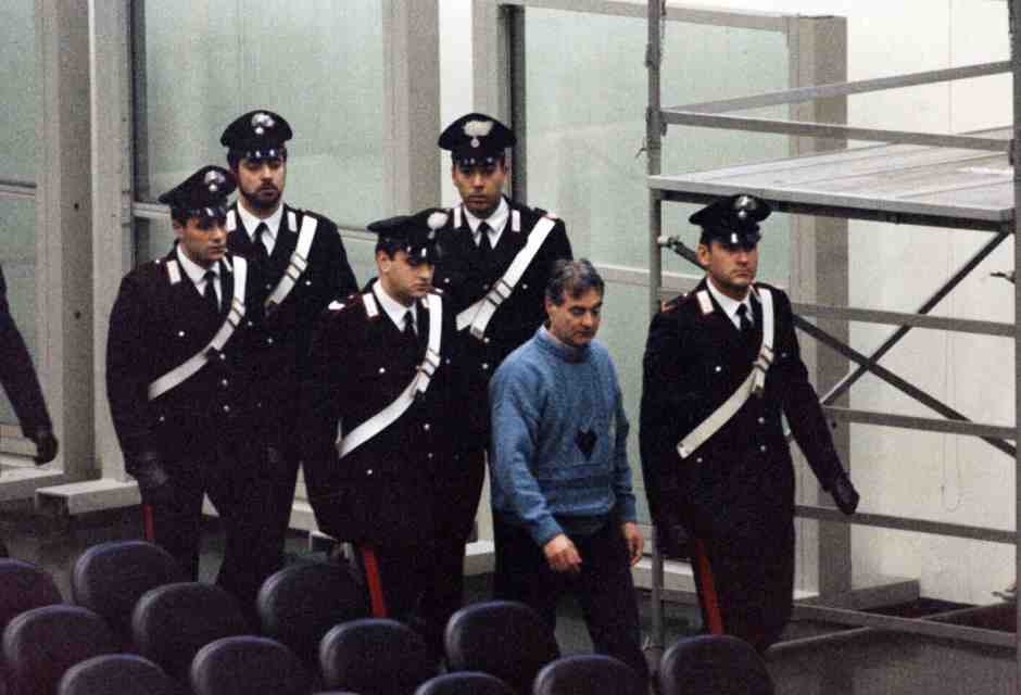 In morte di Nitto Santapaola. Storia del boss della mafia catanese