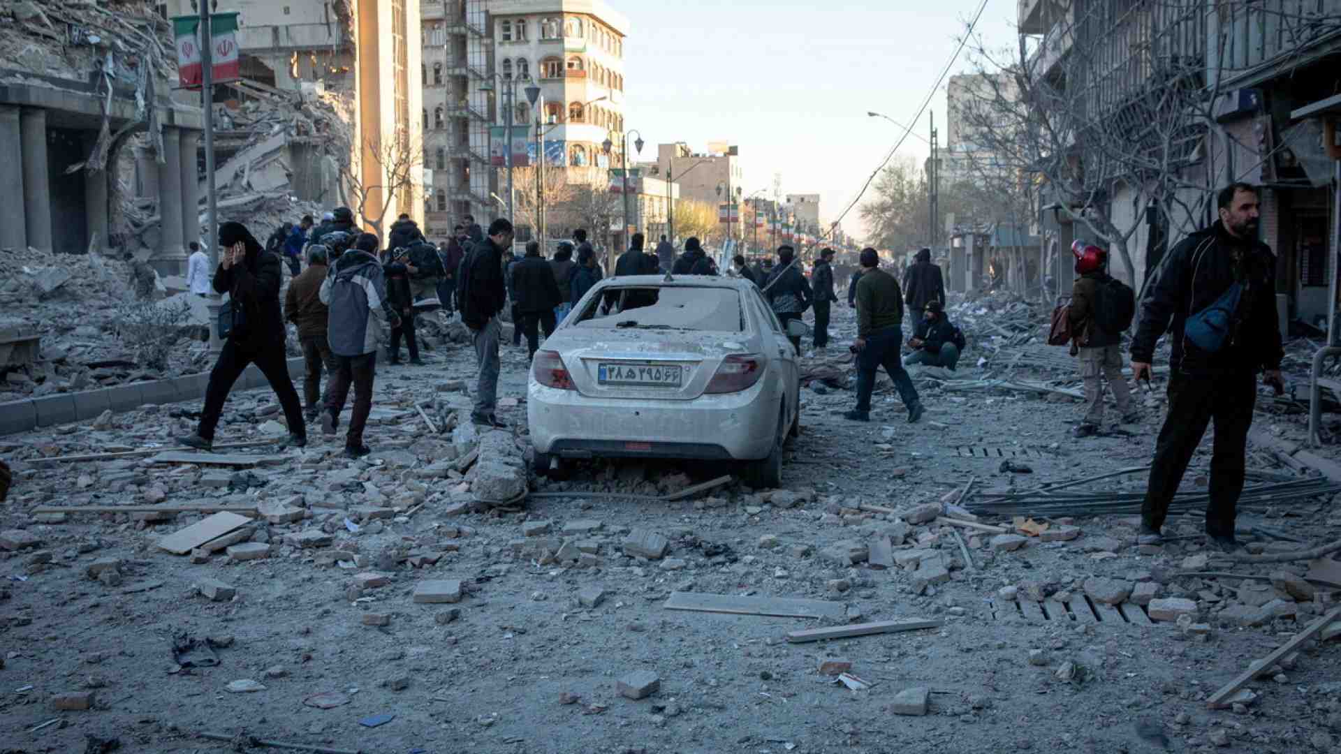 Così Trump ha “aggirato” il Congresso per iniziare la guerra contro l’Iran