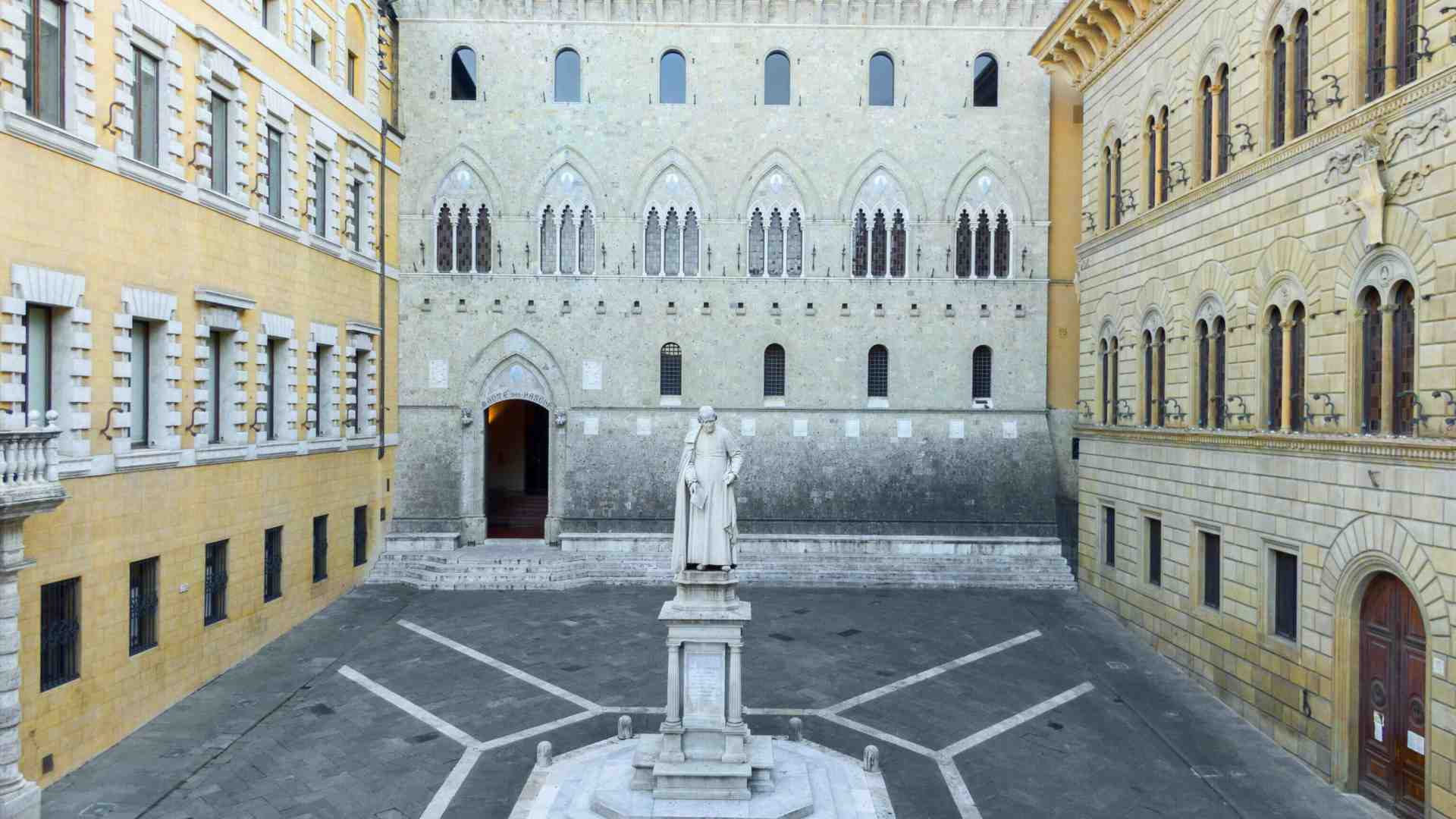 Oltre il processo a Lovaglio. Le sfide di Mps per convincere il mercato sulla partita centrale del risiko bancario