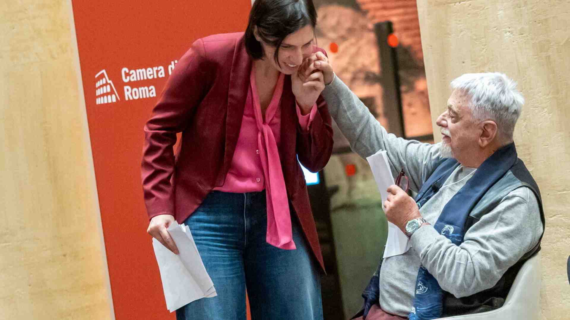 Elly Schlein scopre papà Occhetto