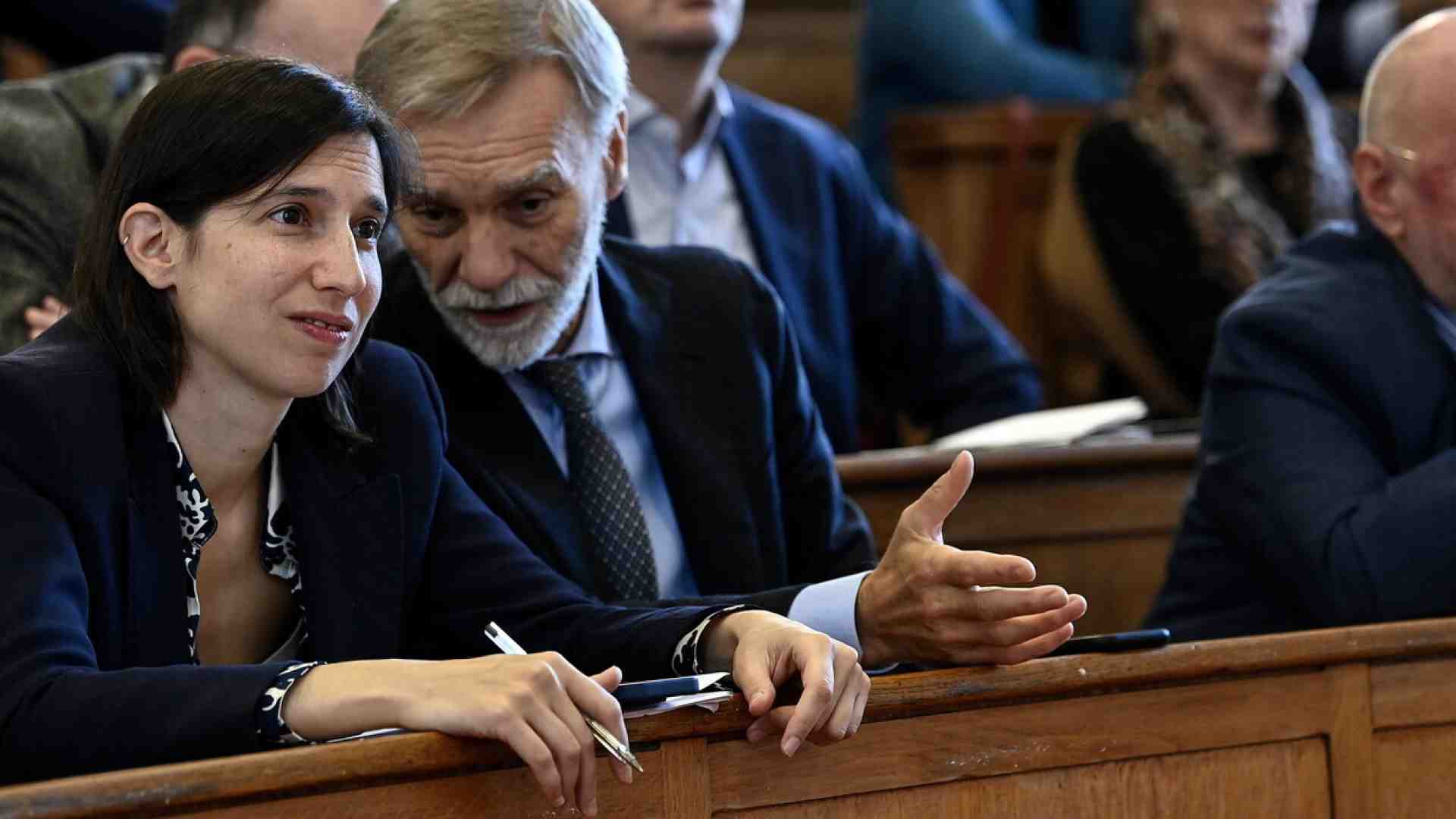 Il Senato approva il ddl antisemitismo: il Pd si spacca, voto contrario di M5s e Avs