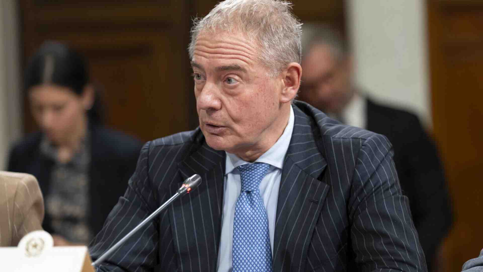 FdI schiera Urso per il Sì delle imprese. E Nordio rivede la strategia