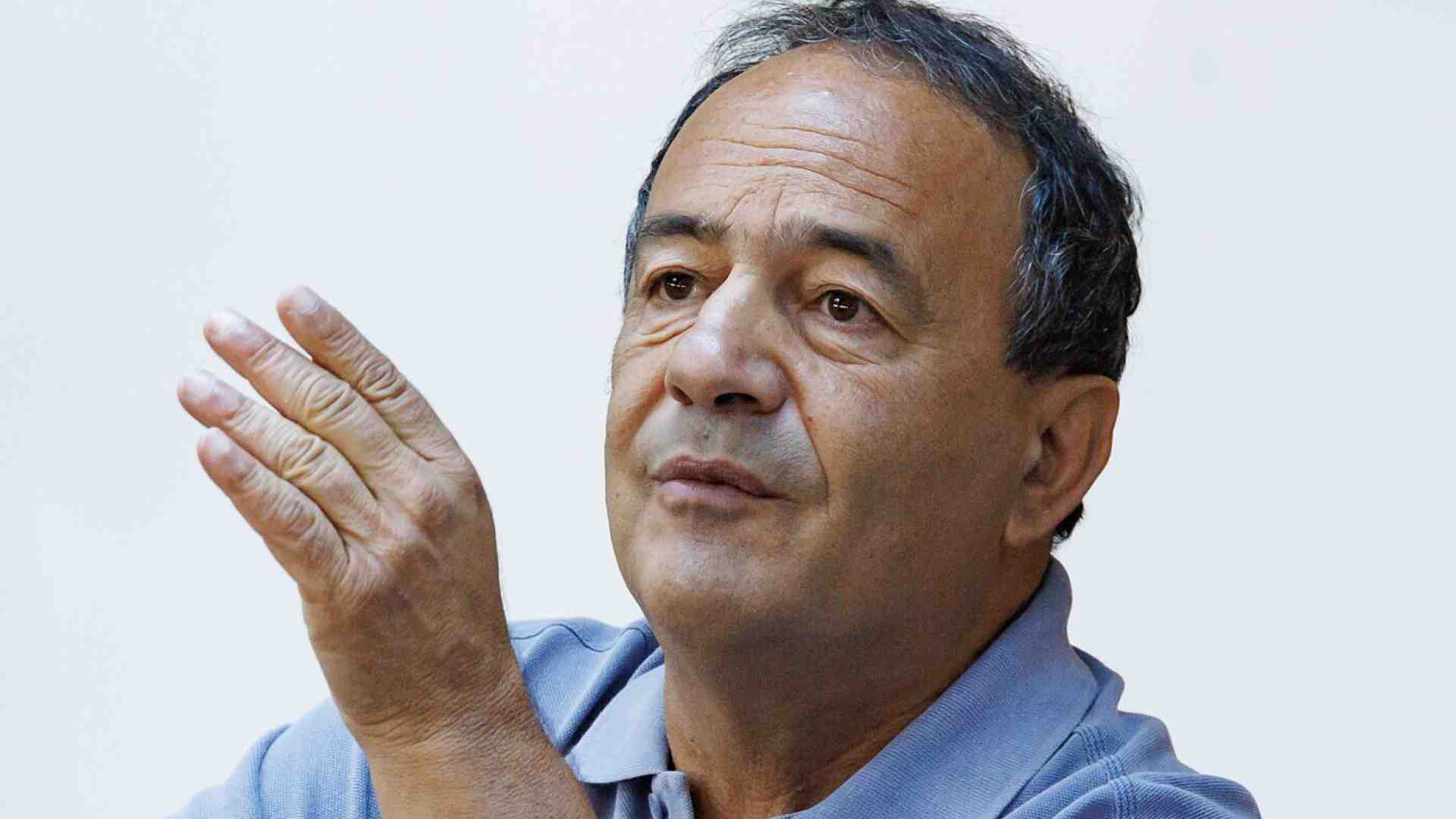 Mimmo Lucano: "Voterò No ma con tormento. Contro di me giudici corrotti"