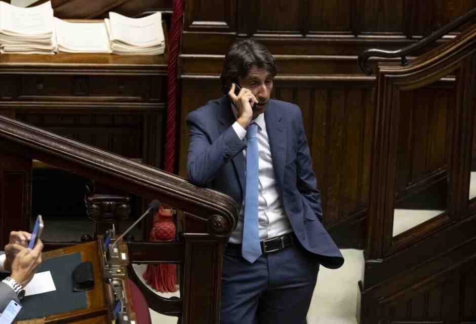 FdI si fa la sua maratona oratoria per il Sì (con Meloni). FI invece va nelle stazioni