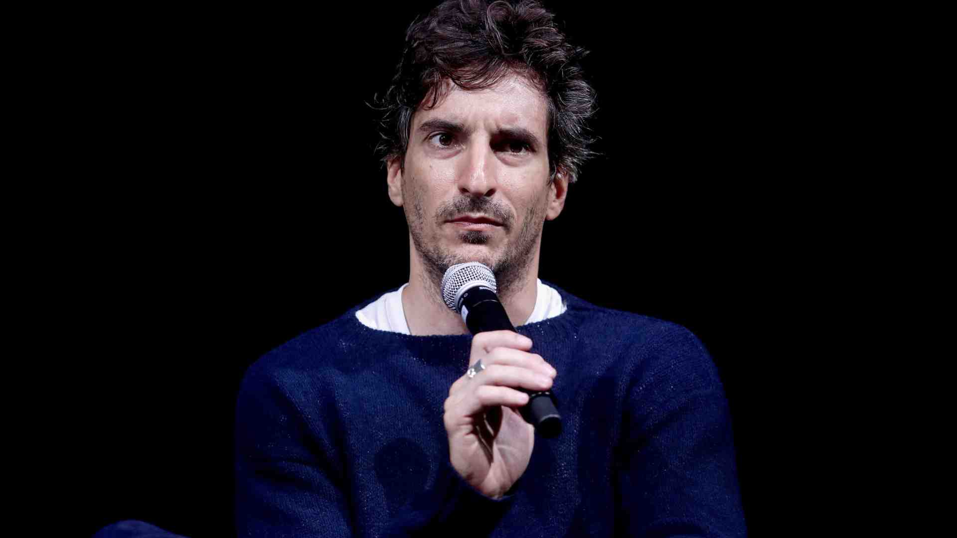 Il gruppo Prada entra nella couture con Versace. Ecco perché