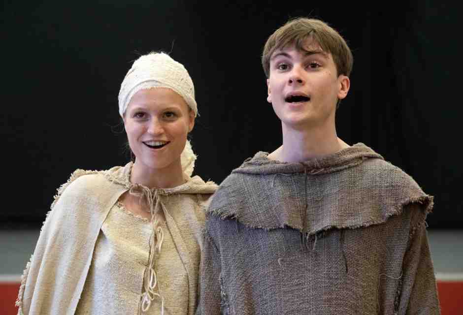 Francesco a nudo. Il film di Zeffirelli rinasce in forma scenica